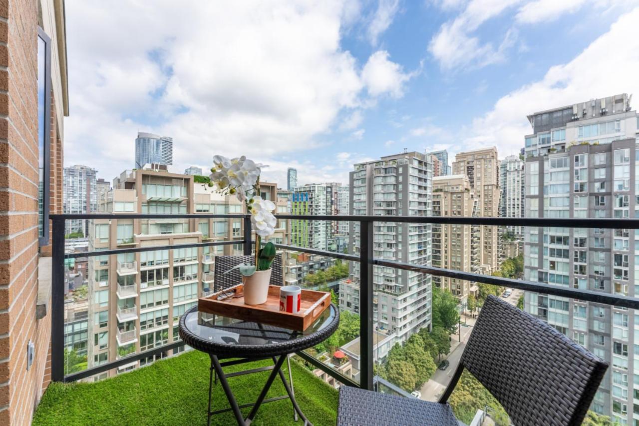 Cozy 1 Bdr Apartment Located In Yaletown Area With City View 溫哥華 外观 照片